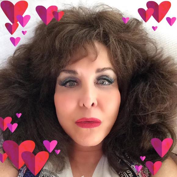 Meet your Posher, Grace - Picture 1 of 8